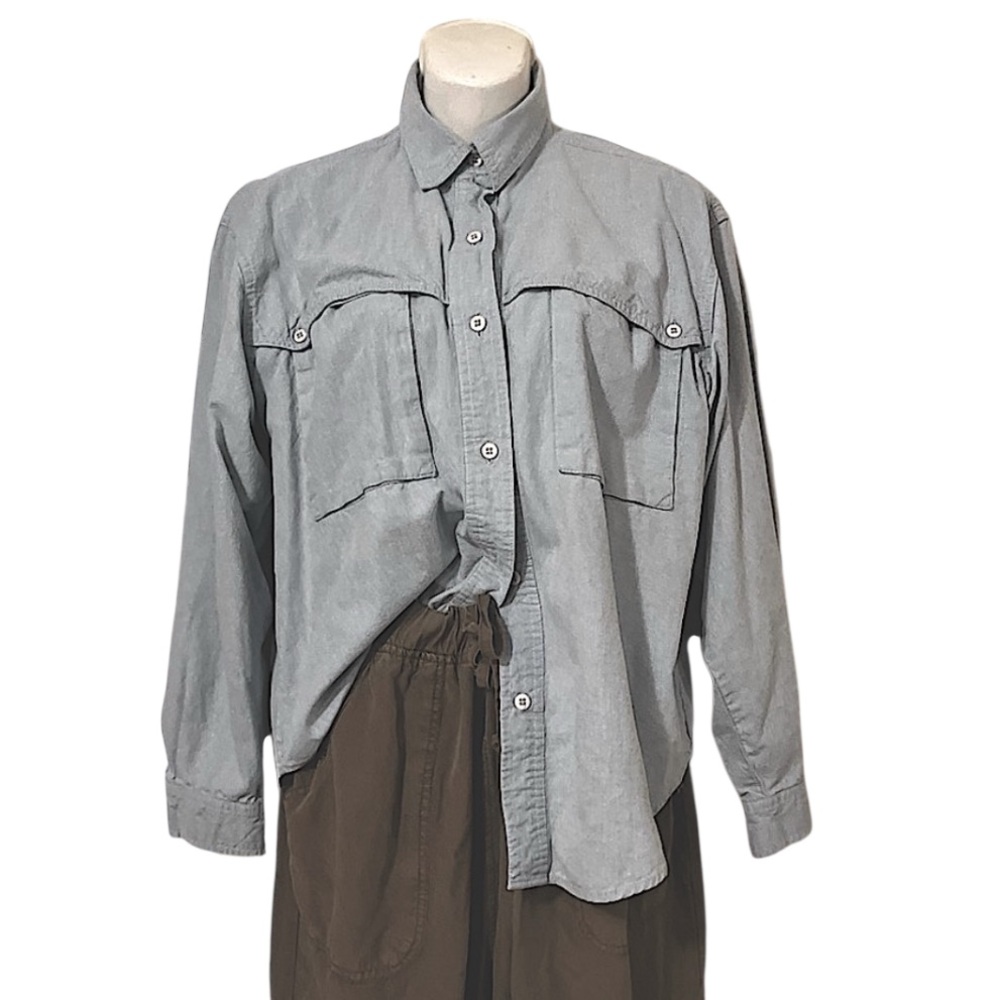 Cricket By The Creek Women’s Vintage Chambray Button Down Lt Blue Denim Shirt M